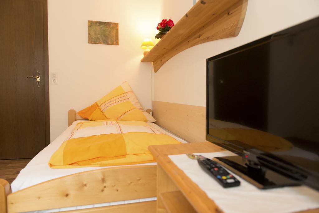 Pension Dapper Cochem Exterior photo