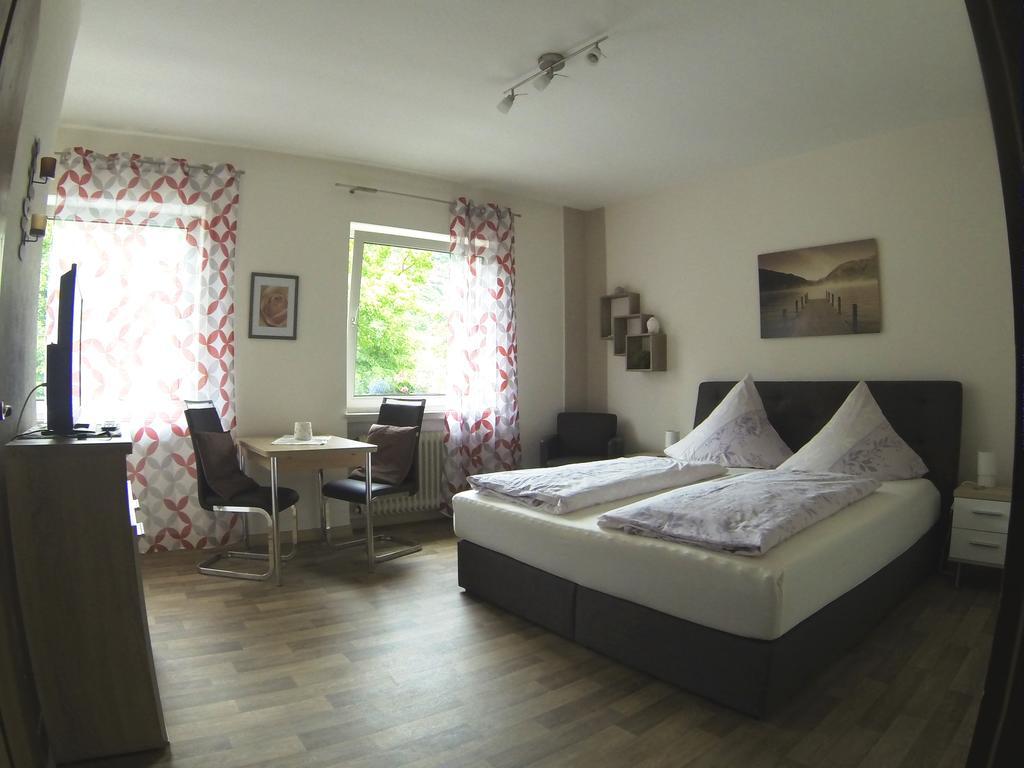 Pension Dapper Cochem Exterior photo